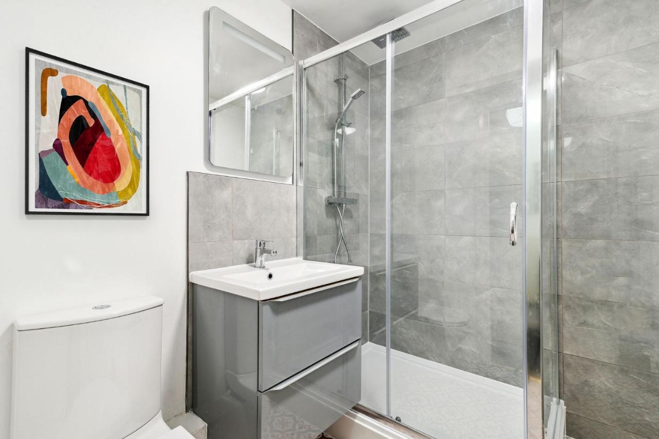 Docklands Cozy View Apartment Лондон Экстерьер фото